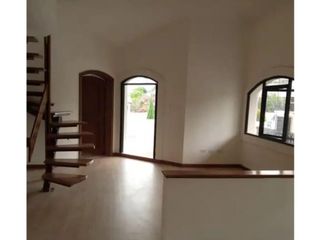 Foto 10 de Cumbayá, Casa en Renta,  650m2, 4 habitaciones.