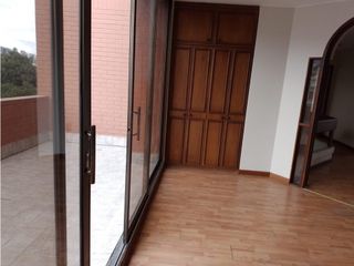 Foto 2 de Mariana de Jesús, Oficina en Renta, 7 ambientes