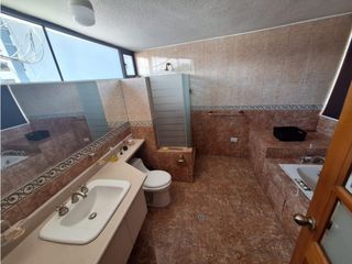 Foto 16 de Gonzáles Suárez, Casa en Renta, 200m2, 3 habitaciones