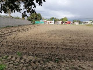 Foto 14 de Tumbaco, Terreno en Renta, 2000m2, Cos10% frente 20m