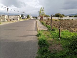 Foto 4 de Tumbaco, Terreno en Renta, 2000m2, Cos10% frente 20m