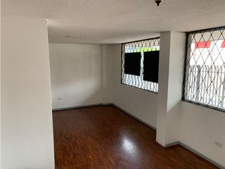 Foto 11 de Jipijapa, Oficina en Renta, 132m2, 9 ambientes, 5 divisiones.