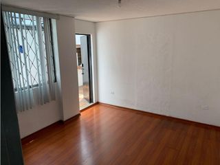Foto 7 de Jipijapa, Oficina en Renta, 132m2, 9 ambientes, 5 divisiones.