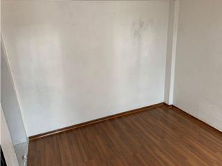 Foto 4 de Jipijapa, Oficina en Renta, 132m2, 9 ambientes, 5 divisiones.