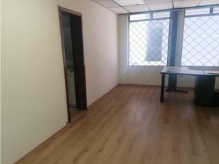 Foto 9 de La Orellana, Oficina en  Renta, 35m2, 1 ambiente.