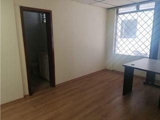 La Orellana, Oficina en  Renta, 35m2, 1 ambiente.