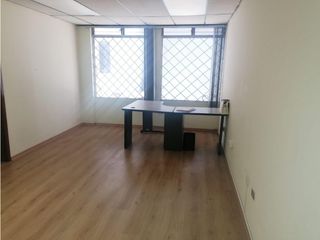 Foto 1 de La Orellana, Oficina en  Renta, 35m2, 1 ambiente.