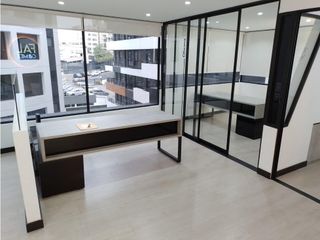 Foto 1 de La Carolina, Oficina en  Renta, 65m2, 4 Ambientes.