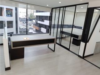 Foto 2 de La Carolina, Oficina en  Renta, 65m2, 4 Ambientes.