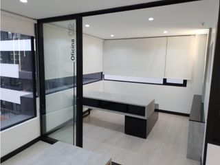 Foto 6 de La Carolina, Oficina en  Renta, 65m2, 4 Ambientes.