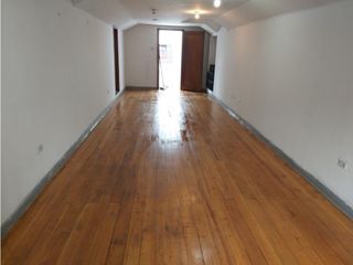 Foto 7 de La Mariscal, Casa Comercial en Renta, 300m2, 7 Ambientes.