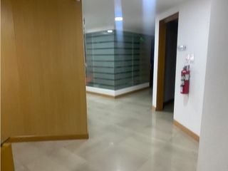 Foto 13 de La Carolina, Oficina en Renta, 650m2, 18 Ambientes.