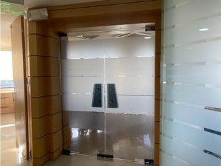 Foto 20 de La Carolina, Oficina en Renta, 650m2, 18 Ambientes.