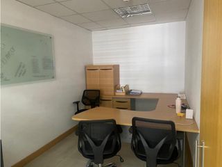 Foto 8 de La Carolina, Oficina en Renta, 650m2, 18 Ambientes.