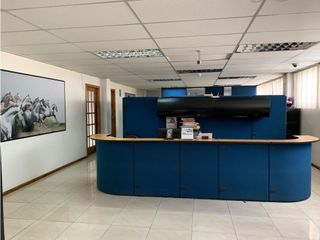 Foto 12 de Santa Lucía, Galpón en  Renta, 1850m2, 6 Ambientes.