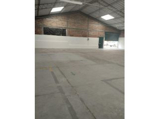 Foto 2 de El Condado, Bodega en  Renta, 356m2, 1 Ambiente.