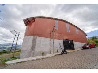 Foto 2 de San Marín, Galpón en Renta, 750m2, 2 Ambiente.