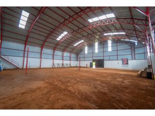 Foto 1 de San Marín, Galpón en Renta, 750m2, 2 Ambiente.