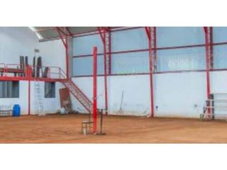 Foto 12 de San Marín, Galpón en Renta, 750m2, 2 Ambiente.