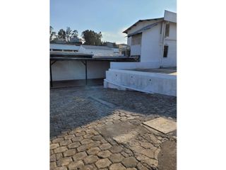 Foto 6 de Carcelén, Galpón  en Renta, 724m2, 4 Ambientes.