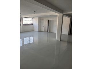 Foto 9 de Carcelén, Galpón  en Renta, 724m2, 4 Ambientes.