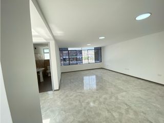 Foto 7 de La Luz, Oficina en Renta, 250m2, 4 Ambientes.