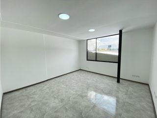 Foto 12 de La Luz, Oficina en Renta, 250m2, 4 Ambientes.