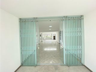 Foto 19 de La Luz, Oficina en Renta, 250m2, 4 Ambientes.