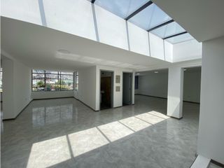Foto 1 de La Luz, Oficina en Renta, 250m2, 4 Ambientes.