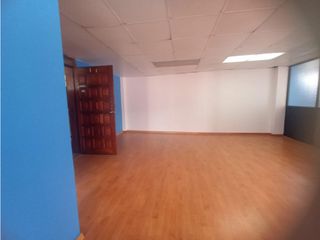 Foto 6 de La Colón,  Oficina en Renta, 85m2, 4 Ambientes.