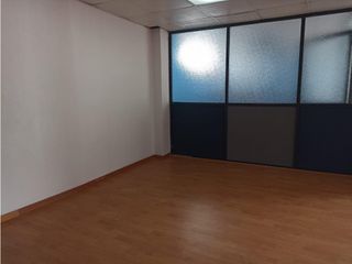 Foto 4 de La Colón,  Oficina en Renta, 85m2, 4 Ambientes.