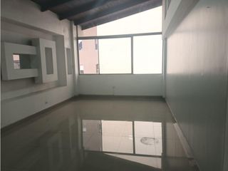 Foto 3 de 12 de Octubre, Oficina en Renta, 2 Ambientes.