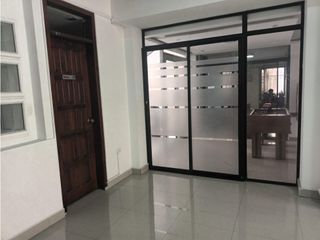 Foto 11 de 12 de Octubre, Oficina en Renta, 2 Ambientes.