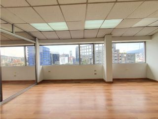 Foto 22 de Iñaquito, Oficina Duplex en Renta, 135m2, 4 Ambientes.