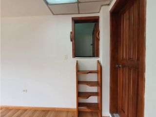 Foto 29 de Iñaquito, Oficina Duplex en Renta, 135m2, 4 Ambientes.