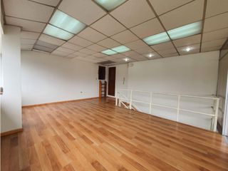 Foto 18 de Iñaquito, Oficina Duplex en Renta, 135m2, 4 Ambientes.