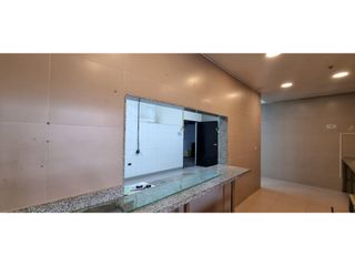 Foto 2 de Iñaquito, Local Comercial en Renta, 50m2, 2 Ambientes.
