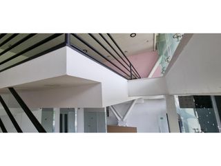 Foto 11 de Iñaquito, Local Comercial en  Renta, 215m2, 4 Ambientes.