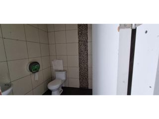 Foto 12 de Iñaquito, Local Comercial en  Renta, 260m2, 3 Ambientes.