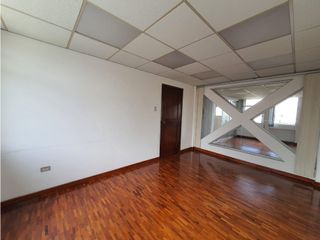 Foto 19 de Iñaquito, Oficina en Renta, 100m2, 4 Ambientes.