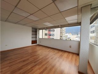Foto 6 de Iñaquito, Oficina en  Renta Duplex , 145m2, 2 Ambientes.