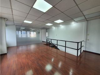 Iñaquito, Oficina Duplex en  Renta, 140m2, 6 Ambientes.