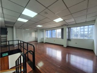 Iñaquito, Oficina Duplex en  Renta, 140m2, 6 Ambientes.