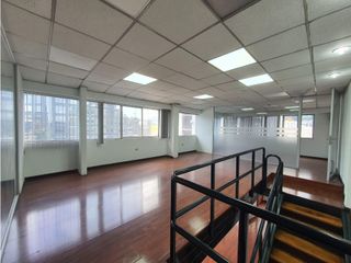 Foto 19 de Iñaquito, Oficina Duplex en  Renta, 140m2, 6 Ambientes.