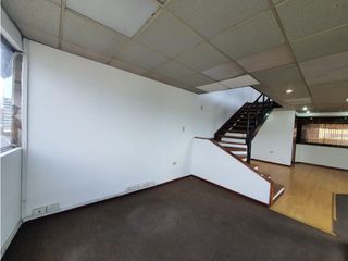 Foto 10 de Iñaquito, Oficina Duplex en Renta, 135m 4 Ambientes.