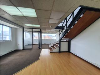 Foto 1 de Iñaquito, Oficina Duplex en Renta, 135m 4 Ambientes.