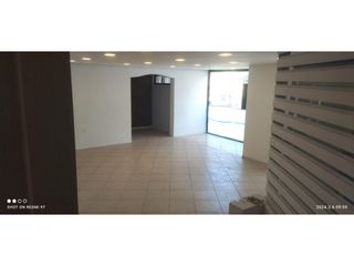 Foto 2 de El Batán, Local Comercial en Renta, 120m2, 4 Ambientes.