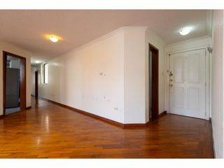 Apartamento en Venta en Monteserrin