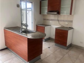 Conocoto, Casa en  Renta, 80m2, 3 Habitaciones, 3 baños.