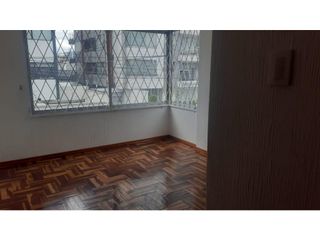 Foto 8 de Iñaquito, Oficina o Local Comercial en Renta, 210m2, 5 Ambiente.
